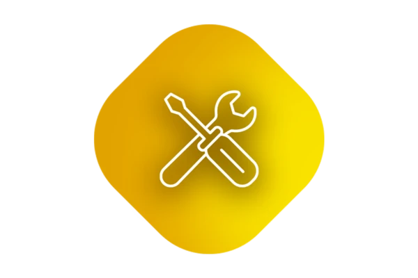 Logo hexagonal jaune représentant une clé et un tournevis, symbolisant le service mécanique et l'assistance dans les technologies de broyage.