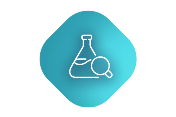 Icône de laboratoire chimique représentant une fiole avec une loupe, sur fond sarcelle. Elle symbolise l'innovation en matière de traitement pharmaceutique.